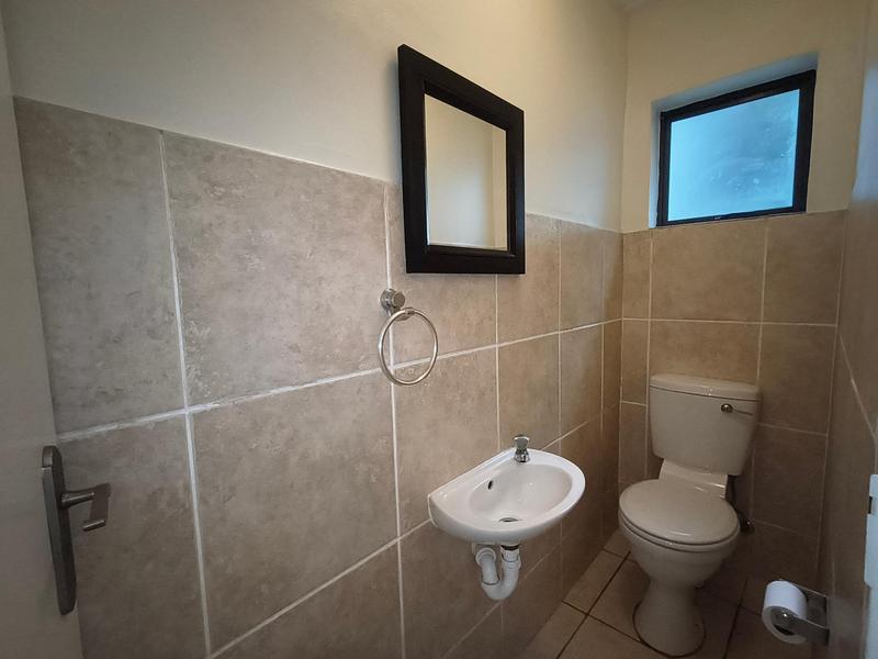 To Let 2 Bedroom Property for Rent in Parklands Western Cape